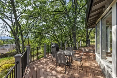 1420 NE Heritage Drive Grants Pass OR 97526