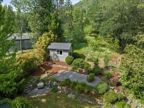 1420 NE Heritage Drive Grants Pass OR 97526