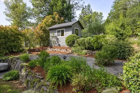 1420 NE Heritage Drive Grants Pass OR 97526