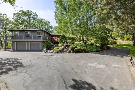 1420 NE Heritage Drive Grants Pass OR 97526