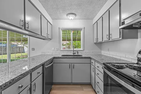 2301 Jubilant Avenue Medford OR 97504