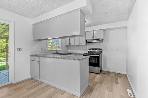 2301 Jubilant Avenue Medford OR 97504