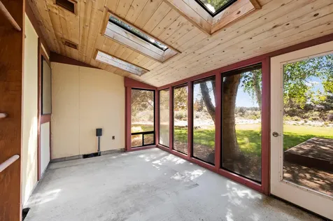 21770 Eastmont Drive Bend OR 97701