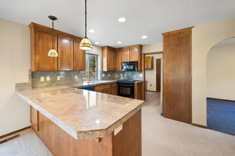 21770 Eastmont Drive Bend OR 97701