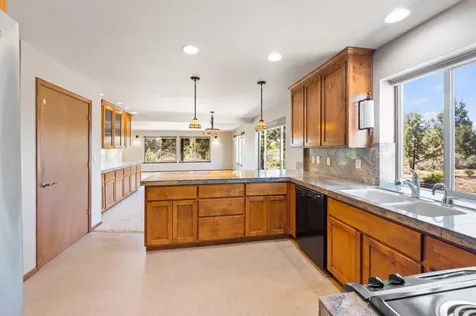 21770 Eastmont Drive Bend OR 97701