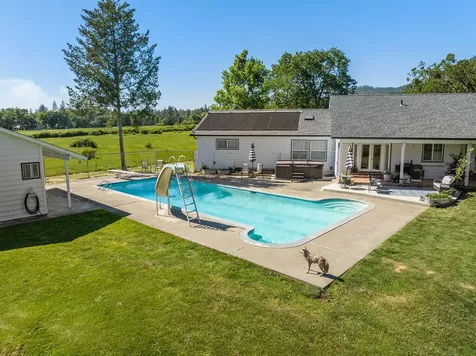 307 Nelson Way Grants Pass OR 97526