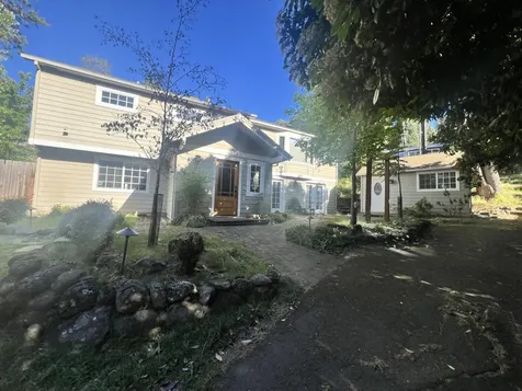 515 Friendship Street Ashland OR 97520