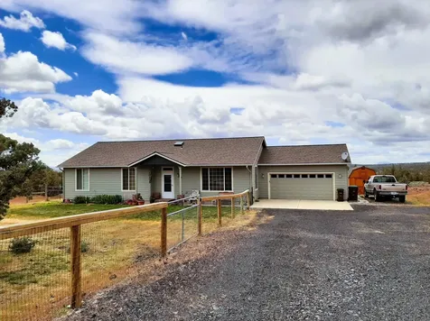 10225 SE Ridge View Road Prineville OR 97754