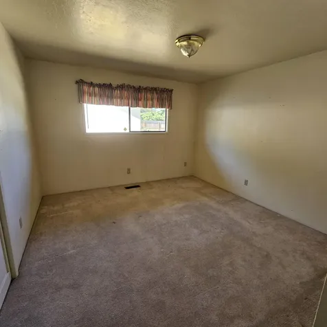 1910 Alamar Street Medford OR 97501