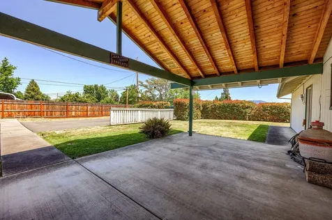 1910 Alamar Street Medford OR 97501