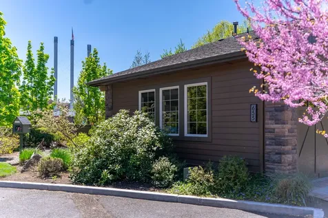 655 SW Otter Way Bend OR 97702