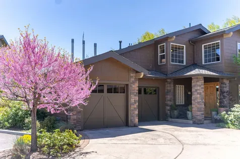 655 SW Otter Way Bend OR 97702
