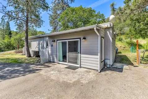 6106 Coleman Creek Road Medford OR 97501