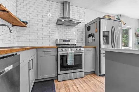 6106 Coleman Creek Road Medford OR 97501