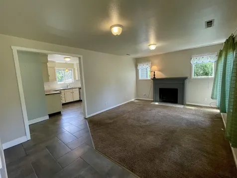 915 Whitman Avenue Medford OR 97501