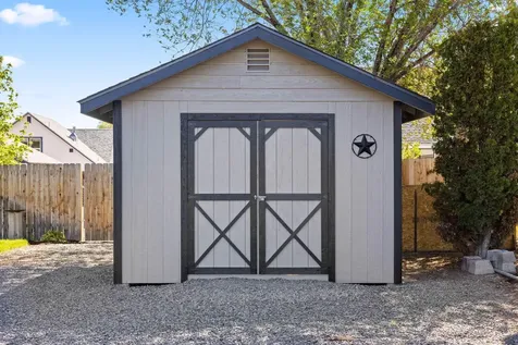 435 SW Madison Street Madras OR 97741