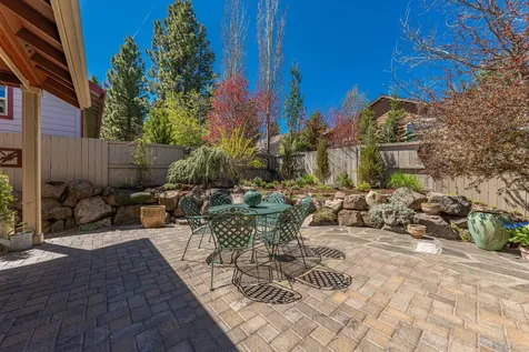 60829 Whitney Place Bend OR 97702