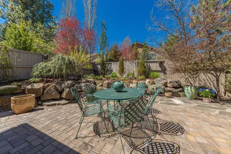 60829 Whitney Place Bend OR 97702