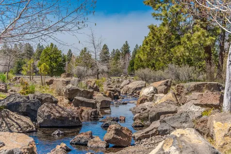 60829 Whitney Place Bend OR 97702
