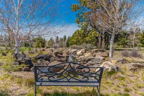 60829 Whitney Place Bend OR 97702