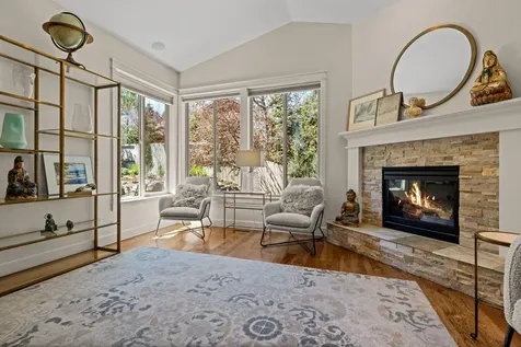60829 Whitney Place Bend OR 97702