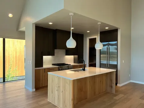 61258 Meeks Trail Bend OR 97702