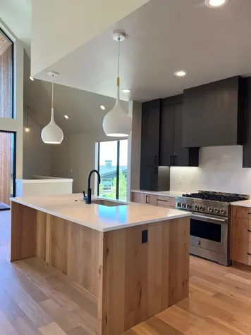 61258 Meeks Trail Bend OR 97702