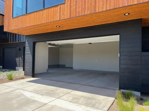61258 Meeks Trail Bend OR 97702