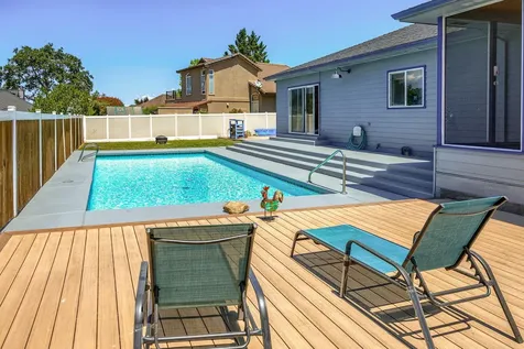 3284 Larue Drive Medford OR 97504