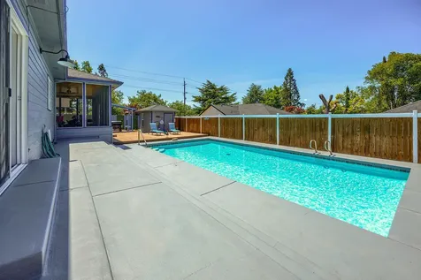 3284 Larue Drive Medford OR 97504