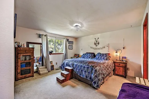 1160 N Keene Way Drive Medford OR 97504