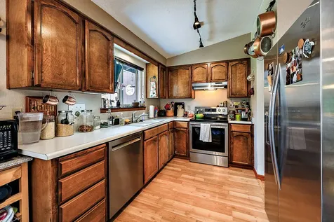 1160 N Keene Way Drive Medford OR 97504