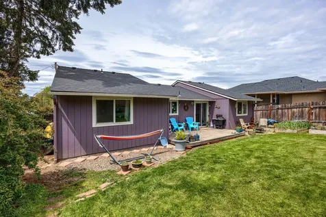 1160 N Keene Way Drive Medford OR 97504