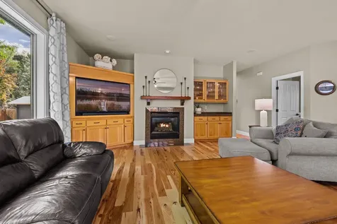 63227 Bedrock Court Bend OR 97701
