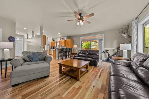 63227 Bedrock Court Bend OR 97701