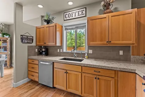 63227 Bedrock Court Bend OR 97701