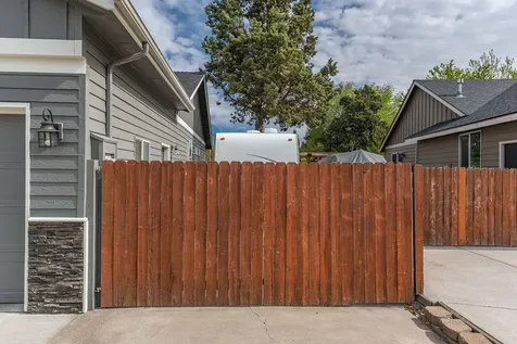 63227 Bedrock Court Bend OR 97701
