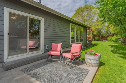 63227 Bedrock Court Bend OR 97701