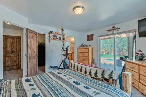 17153 Helbrock Drive Bend OR 97707