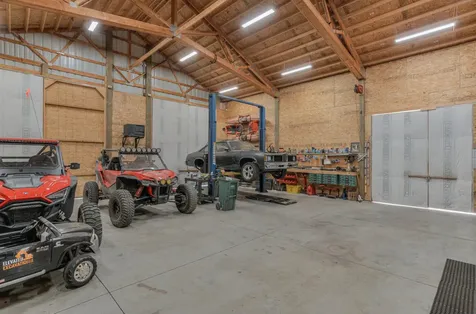17153 Helbrock Drive Bend OR 97707