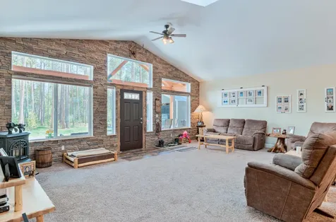 17153 Helbrock Drive Bend OR 97707