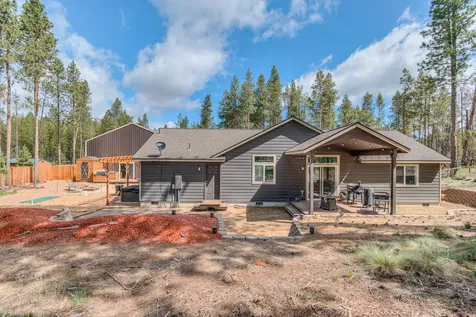 17153 Helbrock Drive Bend OR 97707
