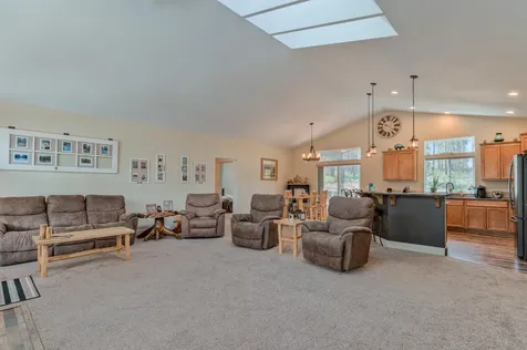 17153 Helbrock Drive Bend OR 97707