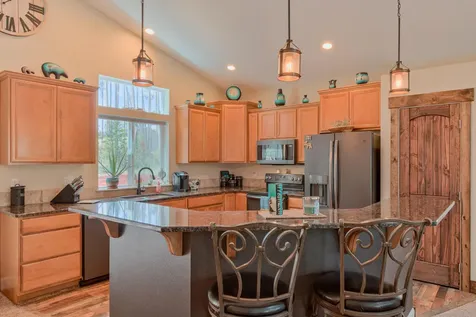 17153 Helbrock Drive Bend OR 97707