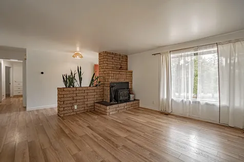 200 Andesite Drive Jacksonville OR 97530