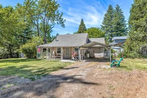 1340 SE Elm Lane Grants Pass OR 97526