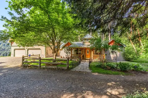 1731 Mill Creek Drive Prospect OR 97536