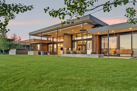 61623 Hosmer Lake Drive Bend OR 97702