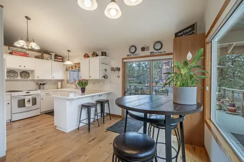 20210 Meadow Lane Bend OR 97703