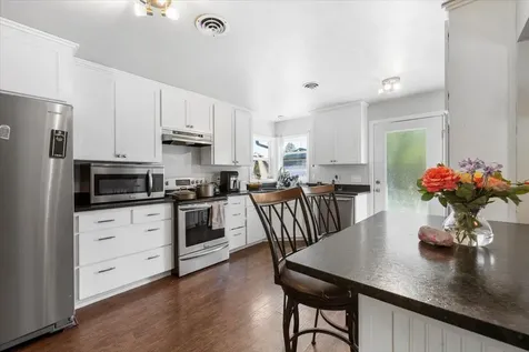 1735 Orchard Home Court Medford OR 97501